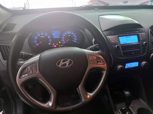 Imagem 8 de 10 de Hyundai Ix35 2.0 Mpfi Gls 4x2 16v Gasolina 4p Automático