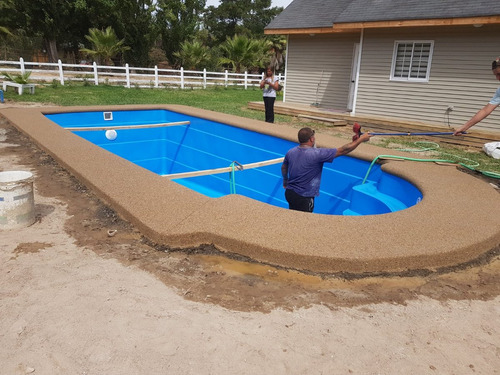 Imagen 10 de 10 de Revestimiento Fulget Y Borde De Hormigón Piscinas De Fibra