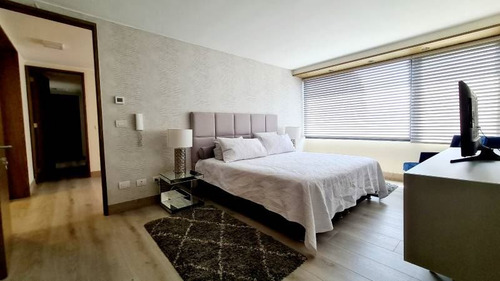 Departamento En Arriendo De 3 Dorm. En Las Condes