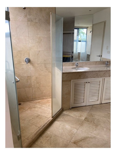 Imagen 25 de 25 de Se Vende Apto 255m2 5h+s/4b+s/3p Country