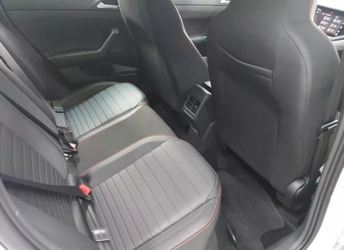 Volkswagen Polo GTS 250 TSI AT