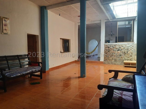 Imagen 5 de 16 de Casa En Venta En Av. Miranda, San Juan De Los Morros. 23-21354