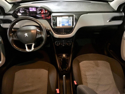 Peugeot 208 1.5 Allure 8v Flex 4p Manual