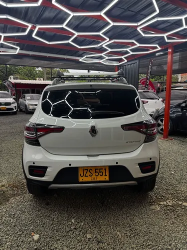 Renault Stepway 1.6 Intense Automática