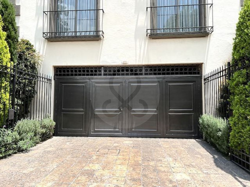 Casa En Venta En Bosque De Las Lomas