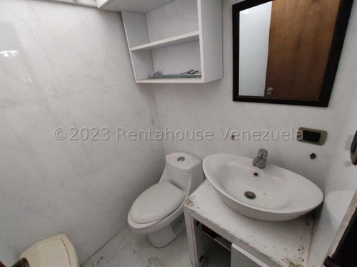 Milagros Inmuebles Oficina Alquiler Barquisimeto Lara Zona Centro Economica Comercial Economico Código Inmobiliaria Rent-a-house 23-21115