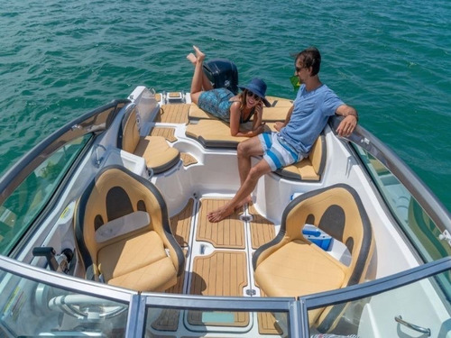 Imagen 8 de 16 de Lancha Fibrafort Focker 210 Open Con Evinrude Etec 150 M2019