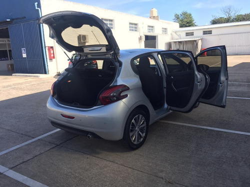 Peugeot 208 Allure 1.6l