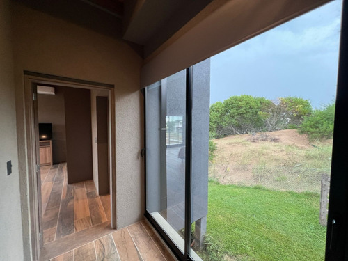 Casa En Venta Ubicada En Barrio Senderos Iv - Costa Esmeralda