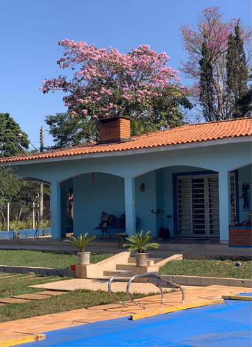 Chácara Linda Com Boa Oportunidade E Confições
