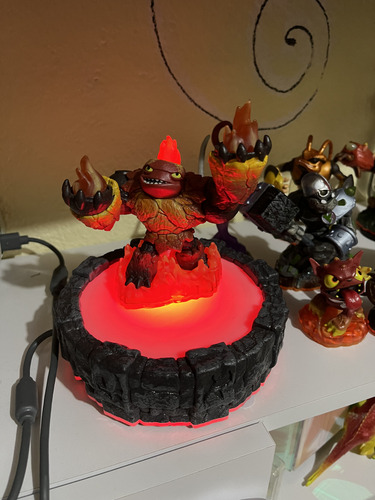 Juegos Y Figuras Xbox 360 Disney Infinity + Skylander Giants (Usado)