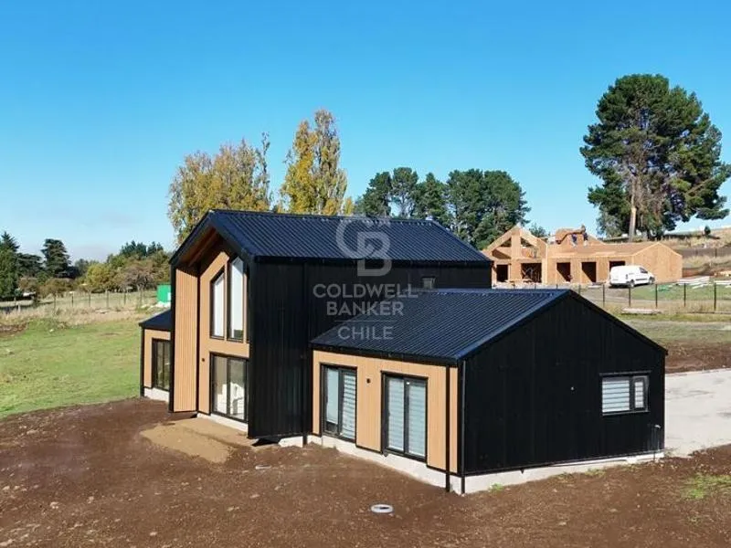 Imagen 3 de 20 de Rebajada !! Hermosa Casa Térmica Con Vista A Volcanes