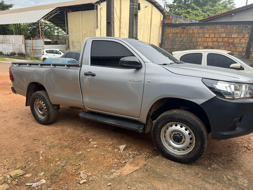 Toyota Hilux 2.8 Tdi Std Cab. Simples 4x4 2p
