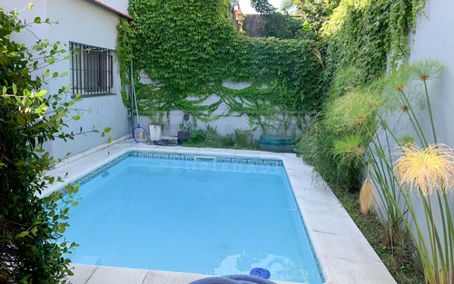 Chalet 3 Dormitorios Venta - Olivos-maipu/uzal