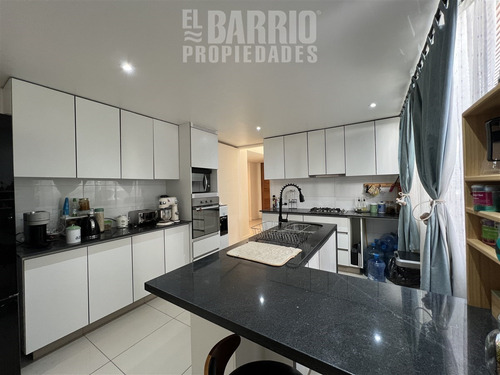 Casa En Venta En Colina
