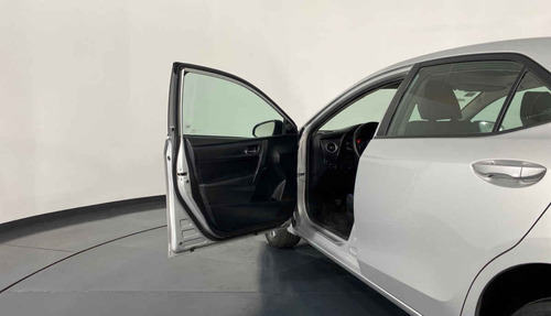 Imagen 10 de 15 de 47215 - Toyota Corolla 2017 Con Garantía