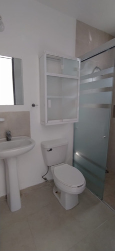 Imagen 9 de 22 de Casa En Renta En Priv. Vittanova, Sgs
