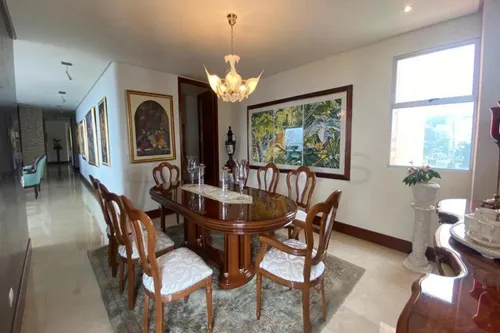 Apartamento En Venta En El Poblado. Cod V501043