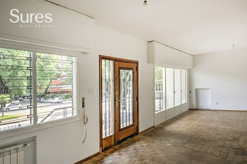 Casona Reciclada En Alquiler - Ideal Empresa