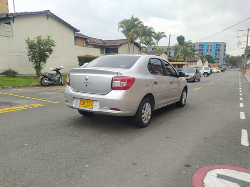 Renault Logan 2019 1.6 Expression / Life +