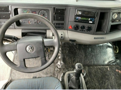 Vw Costellation 24-280 6x2 2013