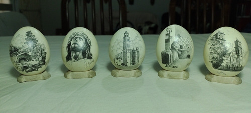 Set De 5 Huevos Decorativos Con Dibujo A Lápiz 