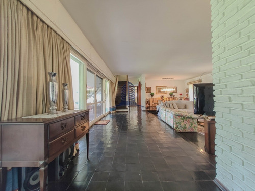 Casa En Venta El Playa Mansa, Punta Del Este - Ref: 1654