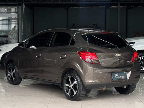 Chevrolet Onix 1.4 Lt 5p