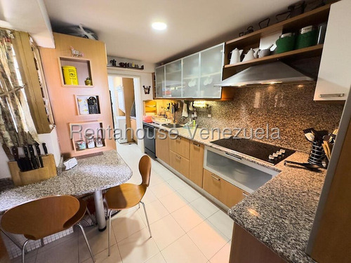Sb Amplio Y Comodo Apartamento Con Bella Vista Y Excelente Ubicación.sin Fallas En Los Servicios