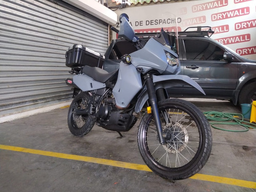 Imagen 1 de 15 de Moto Kawasaki Klr 650cc Excelente Estado Papeles En Regla