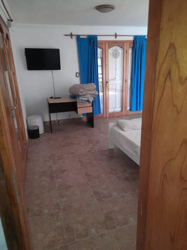Casa En Venta - 3 Dormitorios 2 Baños - Cochera - 330mts2 - Mar Del Plata