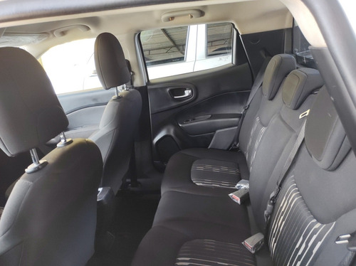 Imagem 9 de 9 de Fiat Toro Freedom 2018 Automatica Flex