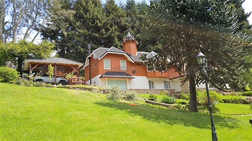 Casa  En Venta Ubicado En Llao-llao, Bariloche