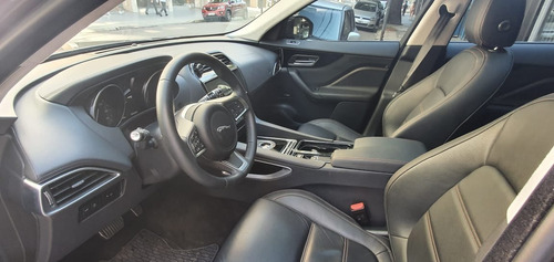 Jaguar F-pace - Motum