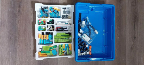 Conjunto Wedo 2.0 - 280 Peças Para Criar E Montar Education Robótica Wedo