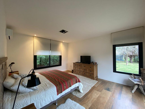 Imagen 8 de 21 de Espectacular Casa En Barrio Privado Carmel Única Por Su Diseño!