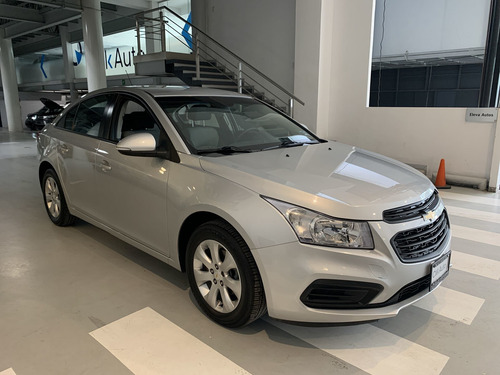 Imagen 13 de 15 de Chevrolet Cruze 2016 1.8 Ls Mt