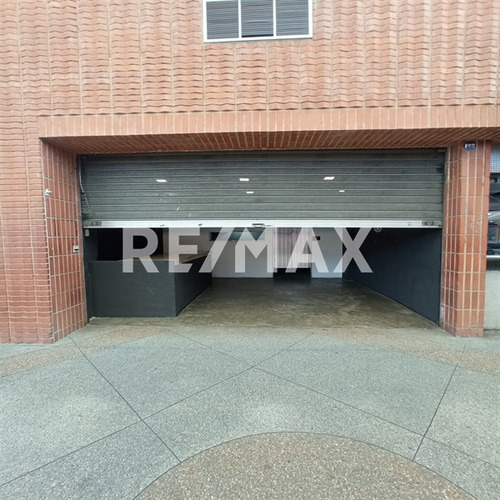 Alquiler De Local Comercial La Candelaria 94mts/1b