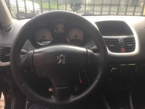 Imagen 10 de 17 de Peugeot 207 2012 1.6 Feline 106cv