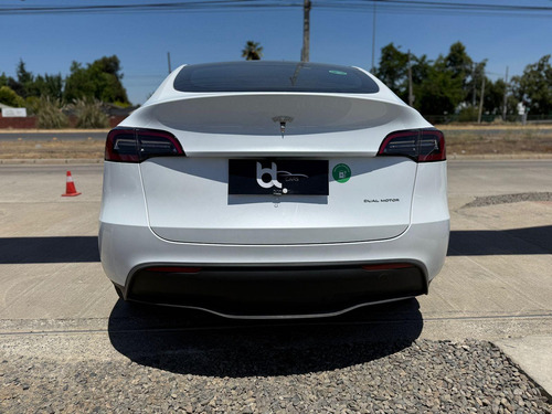 Tesla MODEL Y TESLA MODEL Y LONG RANGE