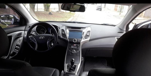 Imagem 7 de 15 de Hyundai Elantra 2014 2.0 16v Gls Flex Aut. 4p