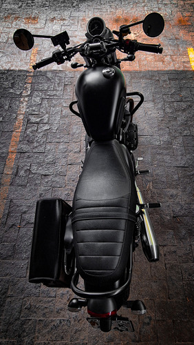 Triumph Street Twin - Acompanha Acessórios