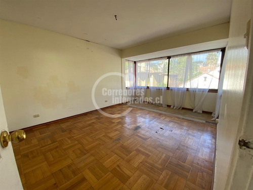 Venta Casa En Viña Del Mar, Sector Oriente,solida Y Luminosa