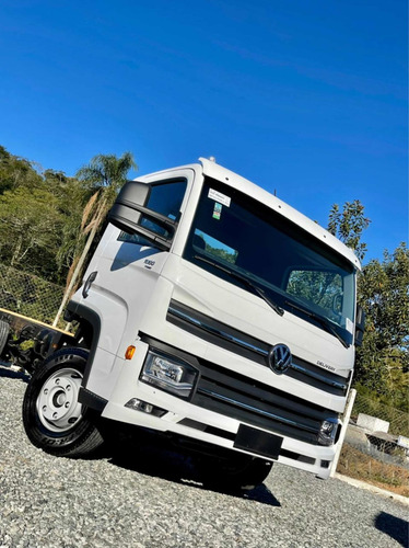 Imagem 3 de 14 de Vw 11.180 Prime2022/0km