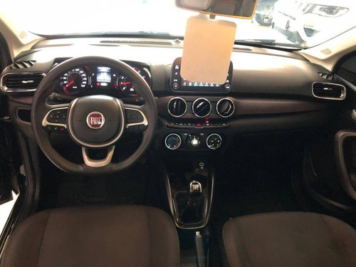 Fiat Cronos 1.8 E.torq Flex Precision Manual