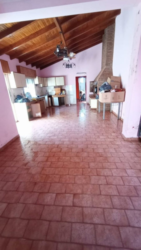 Venta Casa De 3 Dormis En El Centro De Villamitre