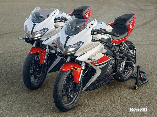 Imagen 10 de 13 de Benelli Bn 302 R Pista Carenada