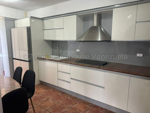 Apartamento En Venta - Mdm - 24-25429