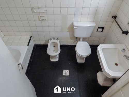 Dorrego Y Urquiza - Piso Exclusivo De 2/3 Dormitorios.