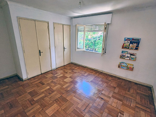 Venta Casa Providencia 5d+4b+2est+1bod 263m2 Barrio Tranquil